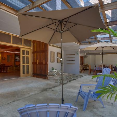 Bayshore Bijou Suites Maya Beach ภายนอก รูปภาพ