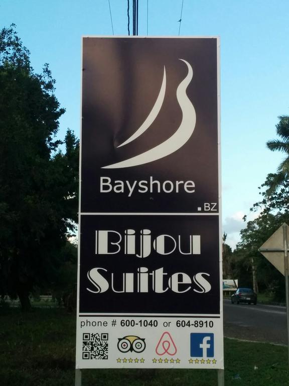 Bayshore Bijou Suites Maya Beach ภายนอก รูปภาพ