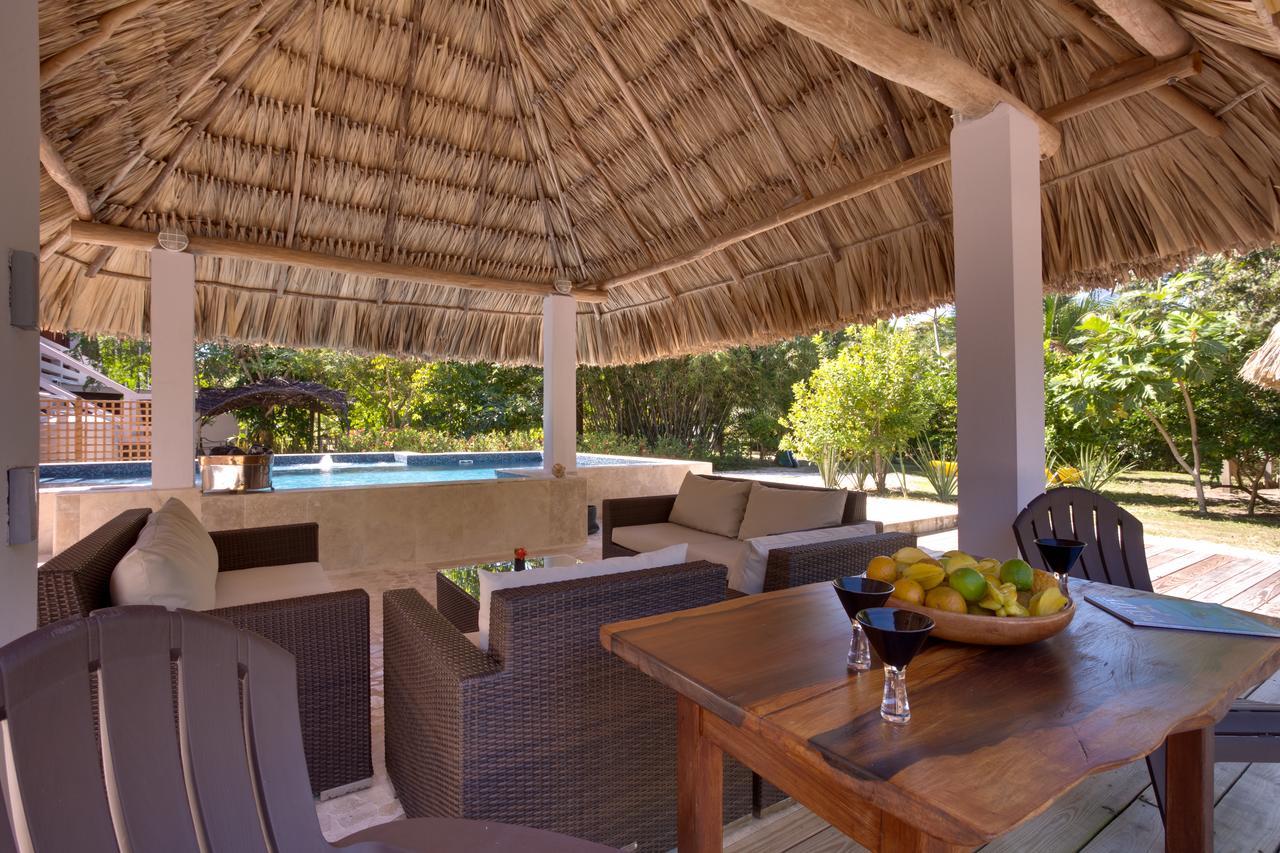 Bayshore Bijou Suites Maya Beach ภายนอก รูปภาพ